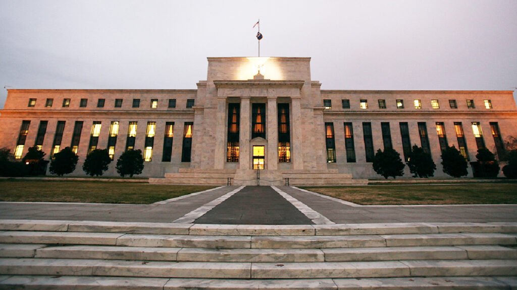 Wall Street Increases T-Bill Holdings, Reduces Fed Deposits wsjrenewal